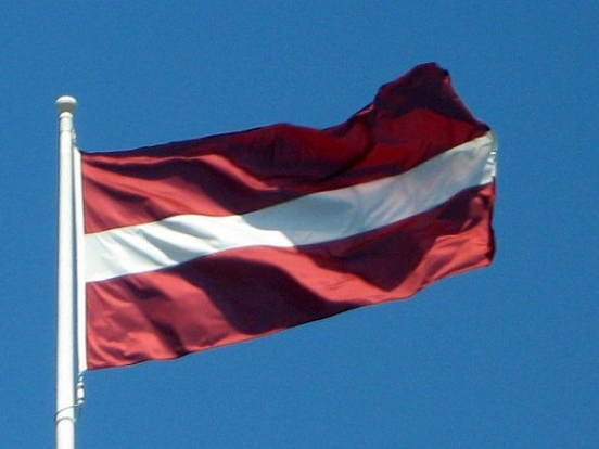 Россия закрывает консульства Латвии, Эстонии и Литвы в Петербурге